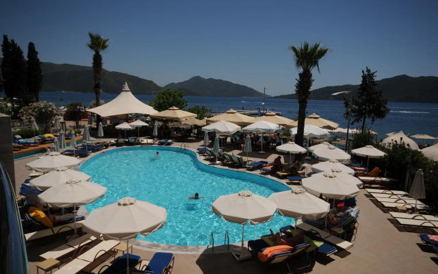 Sunrise Hotel