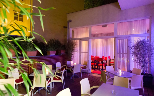 Hotel Boltzmann