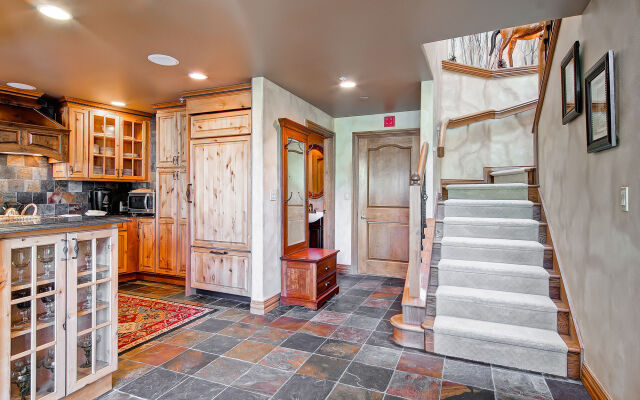 Oxford Court by East West Hospitality