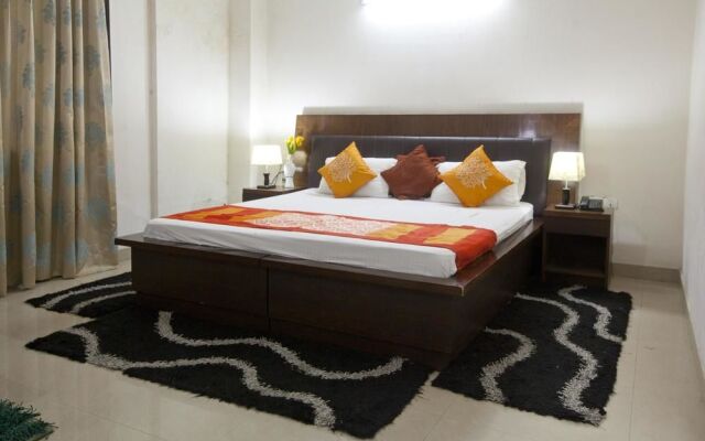 Hotel Spring Leaves Residency by OYO Rooms