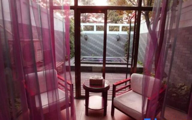 Zhengzhou Huanghegu Hot Spring Hotel