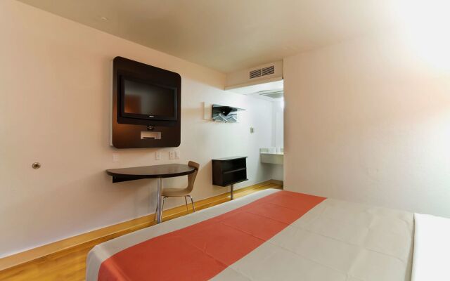 Motel 6 Capitol Heights, MD - Washington