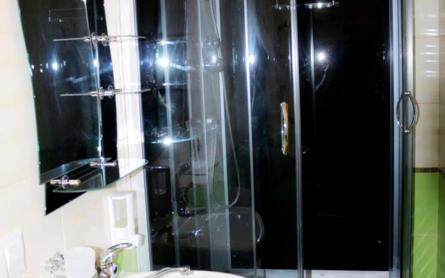 "Обійми гір"Котеджі