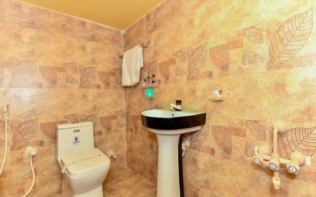 Oyo 24920 Indraprastha Royal Castle Sharing Houseboat