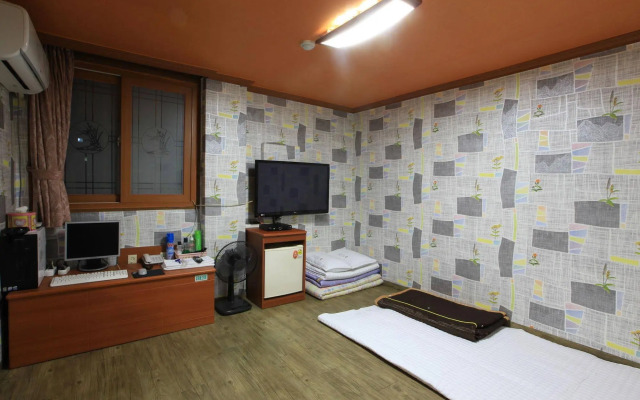 Pusaninn Motel