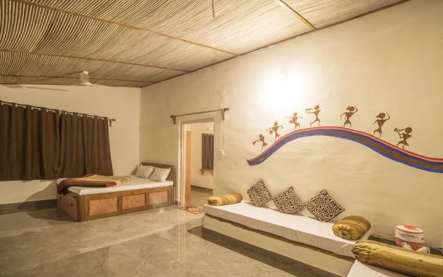 WOW STAYZ2 Pachmarhi Foothill Cottages