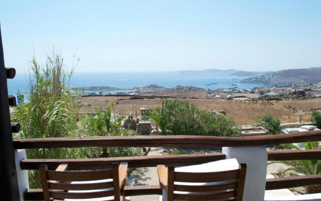 Nafsika 4Bedroom Sea View House