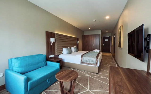 Puzzle Hotels