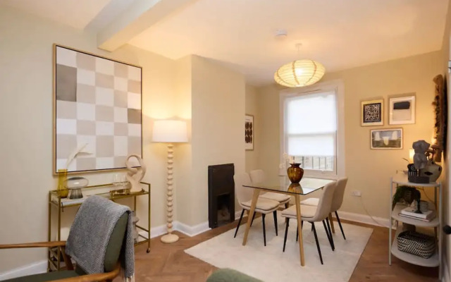 The Nunhead Place - Inviting 2bdr House With Garden