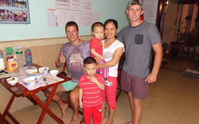 Banana Homestay  Hostel