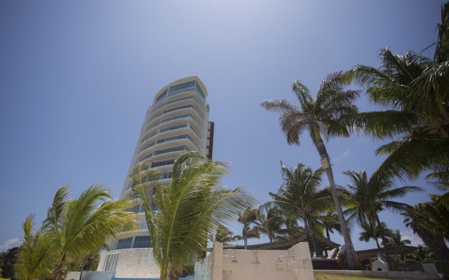 Beautiful Beachfront Apartments