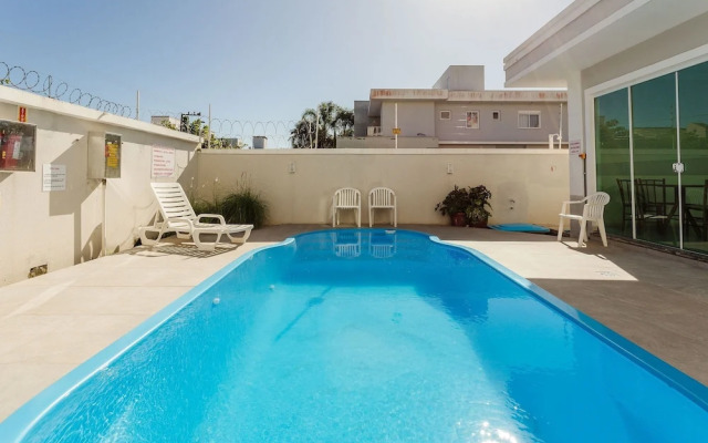 Spacious Apartment With Pool in Jurere Chr025