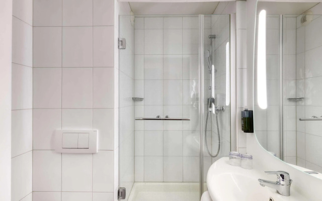 ibis Zurich City West