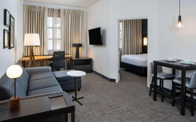 Sonesta ES Suites New Orleans Convention Center