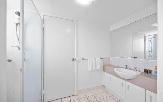 Tripcony Quays Apartments