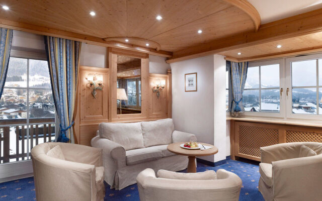 Hotel Weisses Rössl Kitzbühel