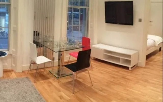 Plum Guide - Neal's Rooftop Retreat