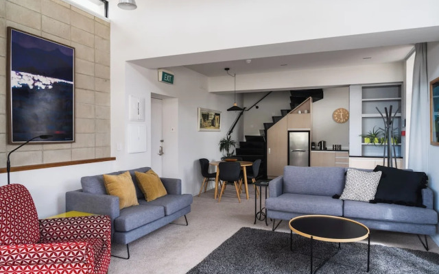 Deluxe Inner-city Apartment on Moray