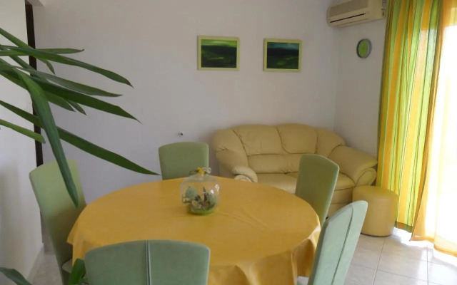 Apartment Botic