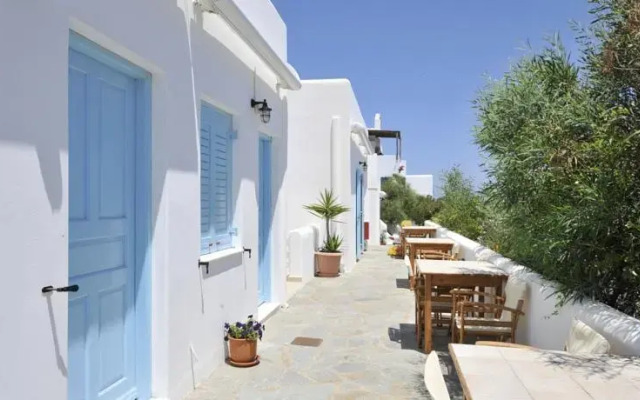 Danaides Apartments
