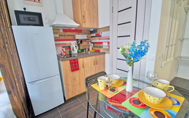 In an apartment on Vasily Oshchepkov Street