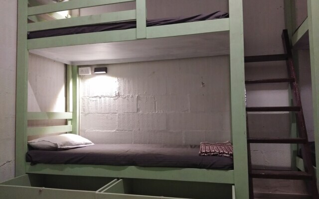 Oscar Dormitory