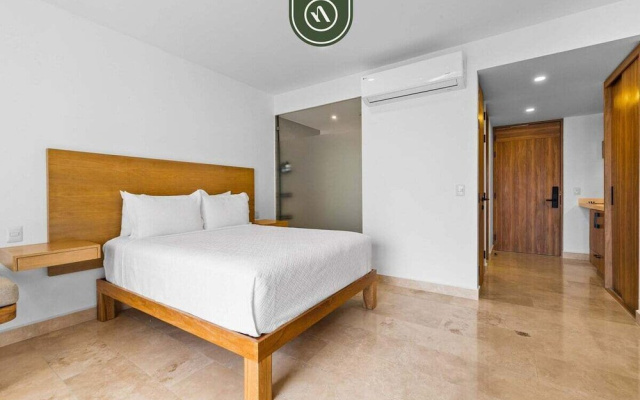 Brand New Oceanview Studio - Pools - Beach - Gym