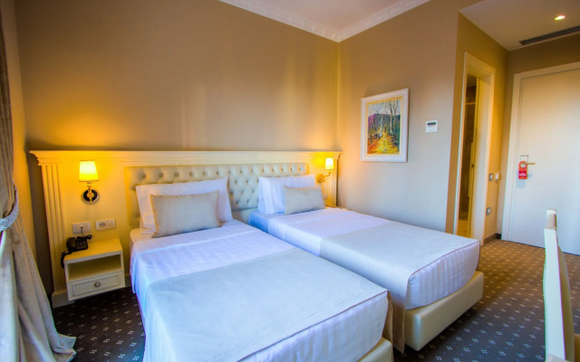 Lot Boutique Hotel