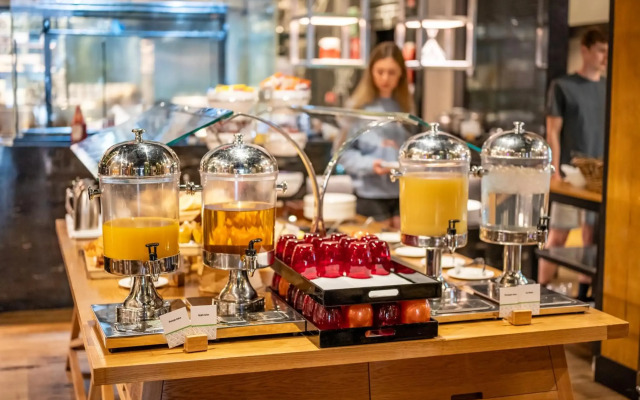 DoubleTree by Hilton Hotel Melbourne - Flinders Street