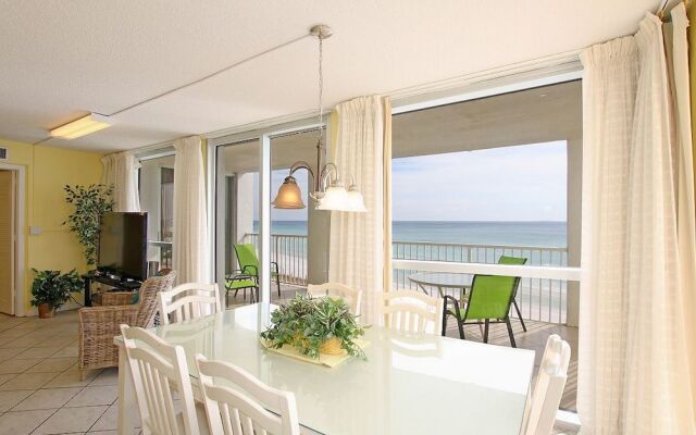 Shoreline 1051 Condo by RedAwning