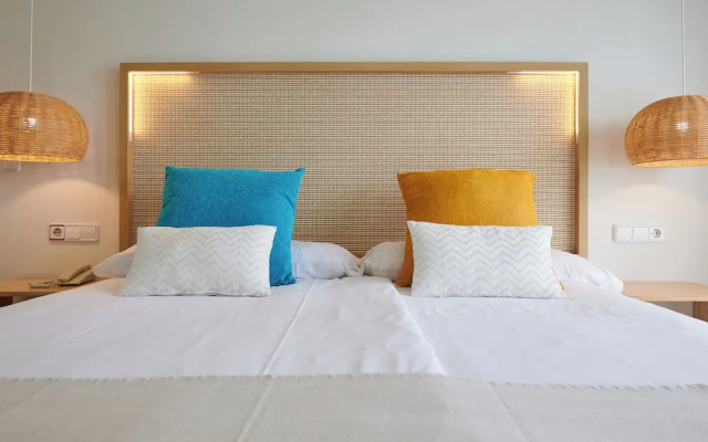 Hotel Cala Santanyi & Apartamentos