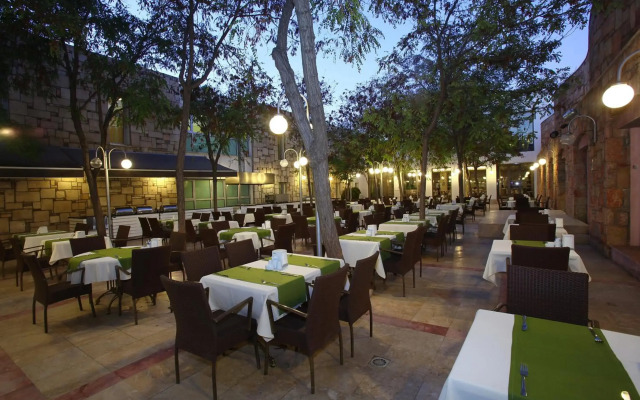Mandarin Resort & Spa