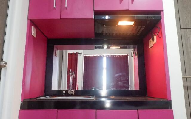 Cozy And Vibrant Studio Apartment At Taman Melati Surabaya