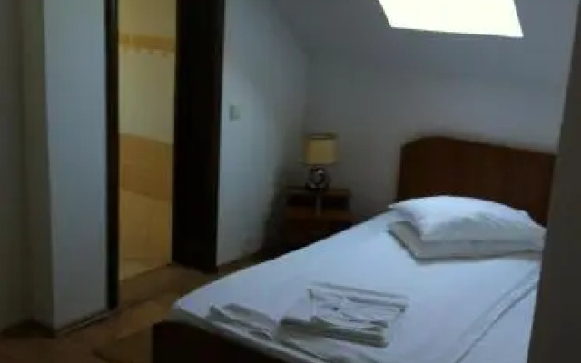 JRB Hotel