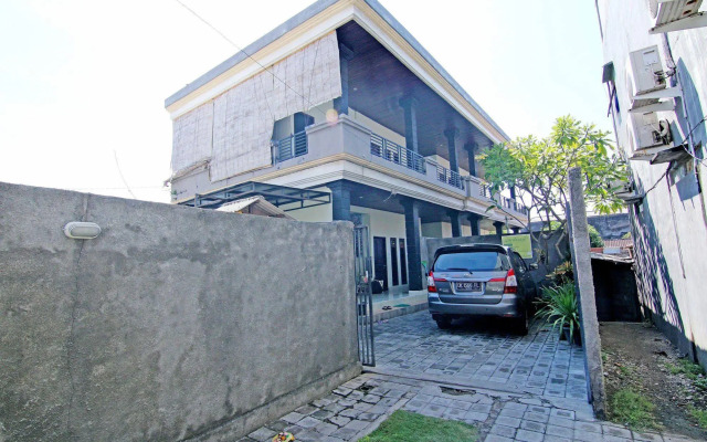 Gong Corner Guest House 2