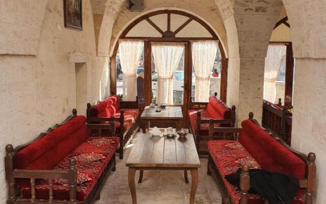 Hanimağabuti̇k Otel