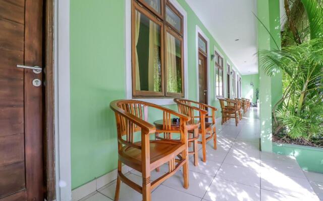OYO 2456 Purnama House Kuta