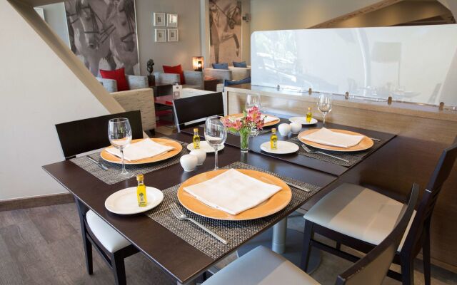 Hotel Ribera de Triana - REOPENING!