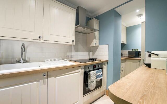 Cool Stockbridge Apartment - Edinburgh New Town