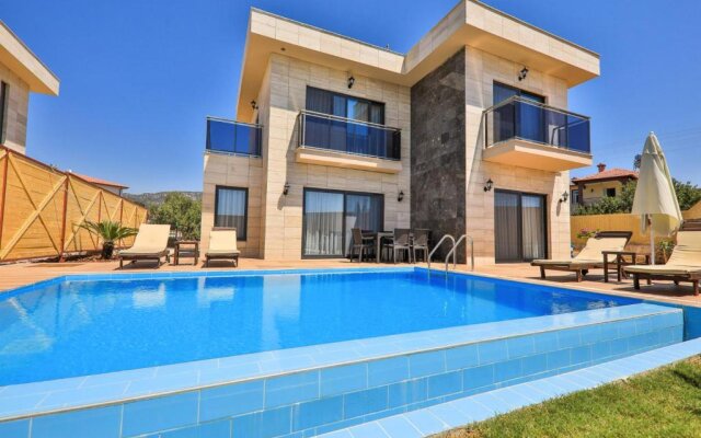 Charming Villa With Private Pool in Kas