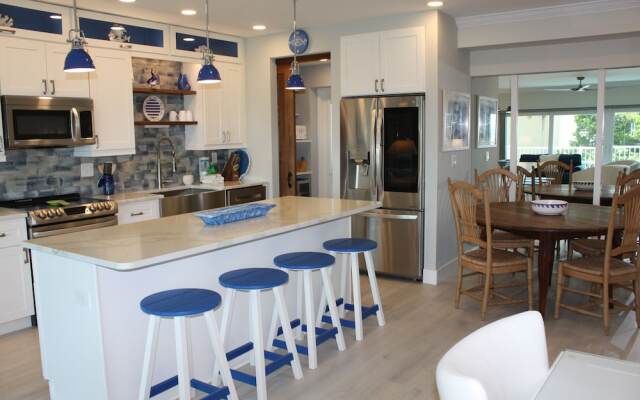 Jamaica Royale T31 - 2 Br Condo