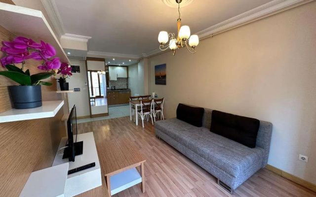 Homelike Residence