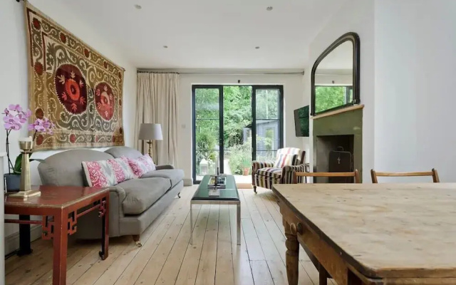 Gorgeous 1 Bed Garden Flat, Kensal