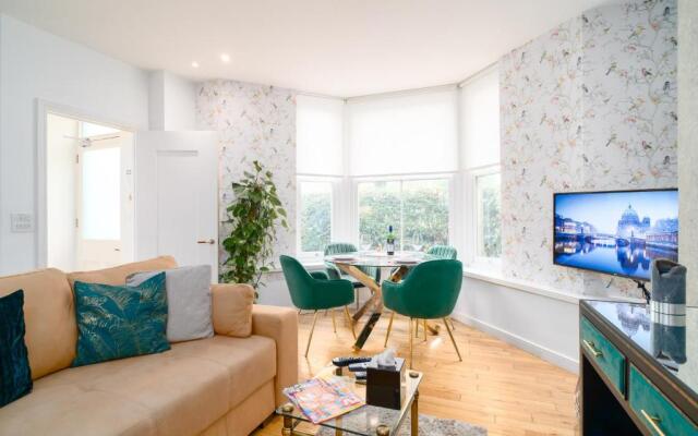 Oakfield Premier Apartments - Fast Wifi - 5 mins City Centre