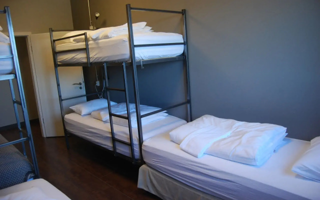 Tehúsið Hostel