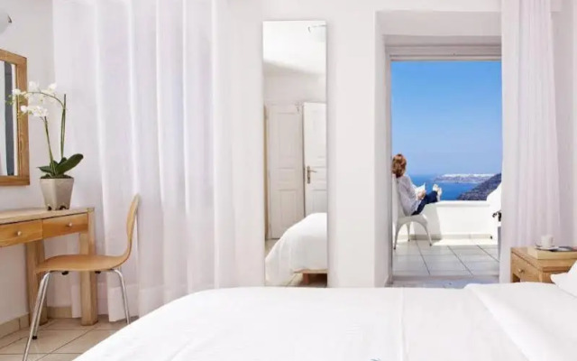 Hotel Thireas