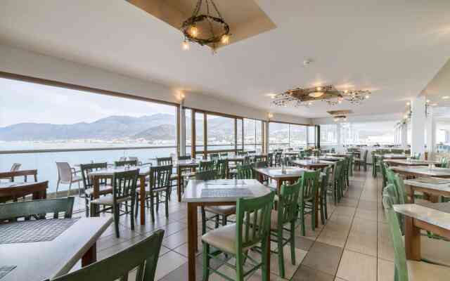 Horizon Beach Hotel