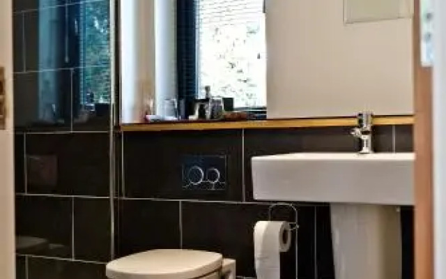 The Cedars Bed & Breakfast