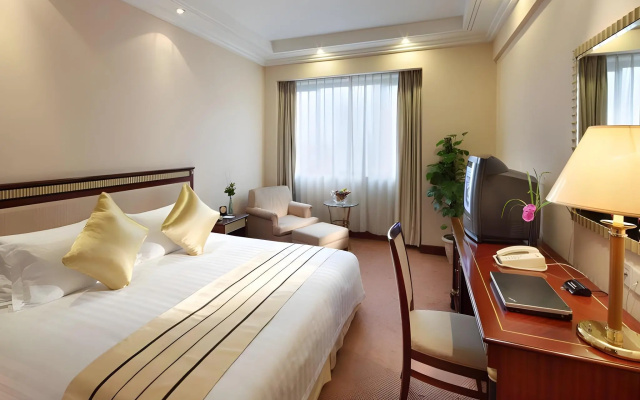 Shanghai Hotel – Guest Rooms – Shanghai