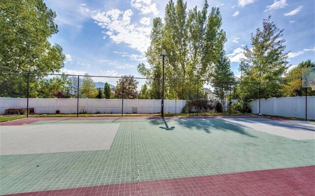 Luxury Estate with Mountain Views